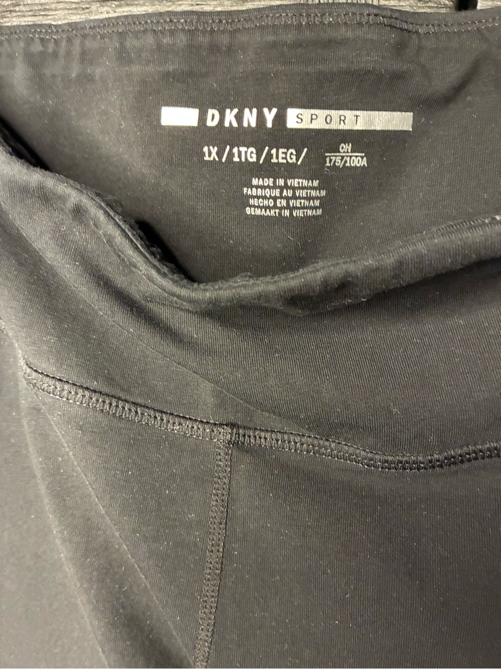 DKNY Black Leggings with Silver Bling Logo - Picture 3 of 4